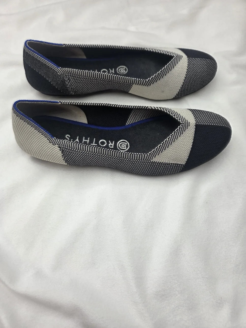Rothy's The Flat Black Cream Knit Pointed Toe Flats Women's Size 7.5